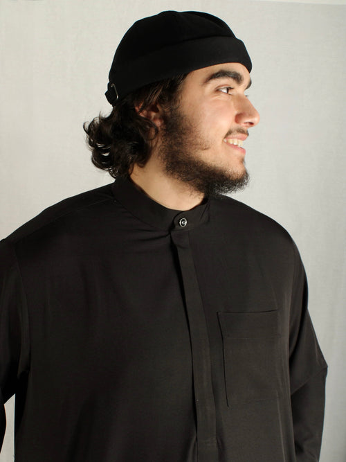 Saudi Thobe Abaya mit Zipper in Schwarz
