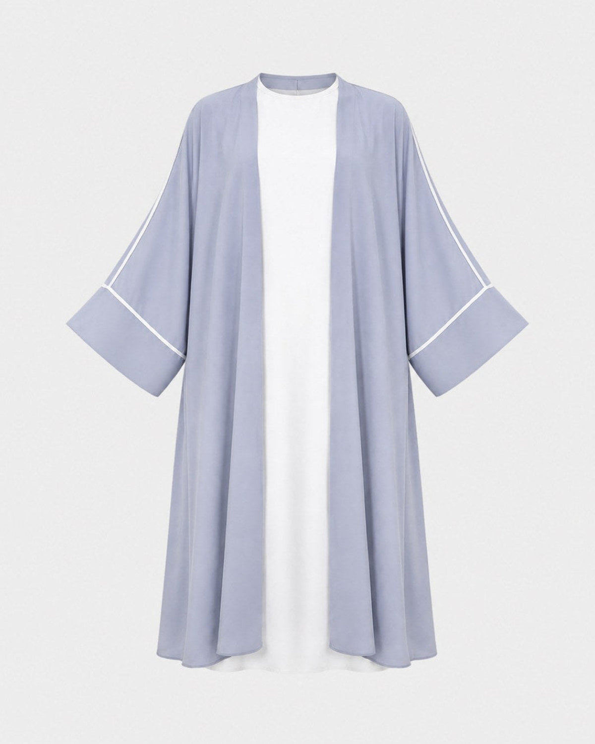 Kimono con vestido de tirantes de seda de Medina de dos piezas
